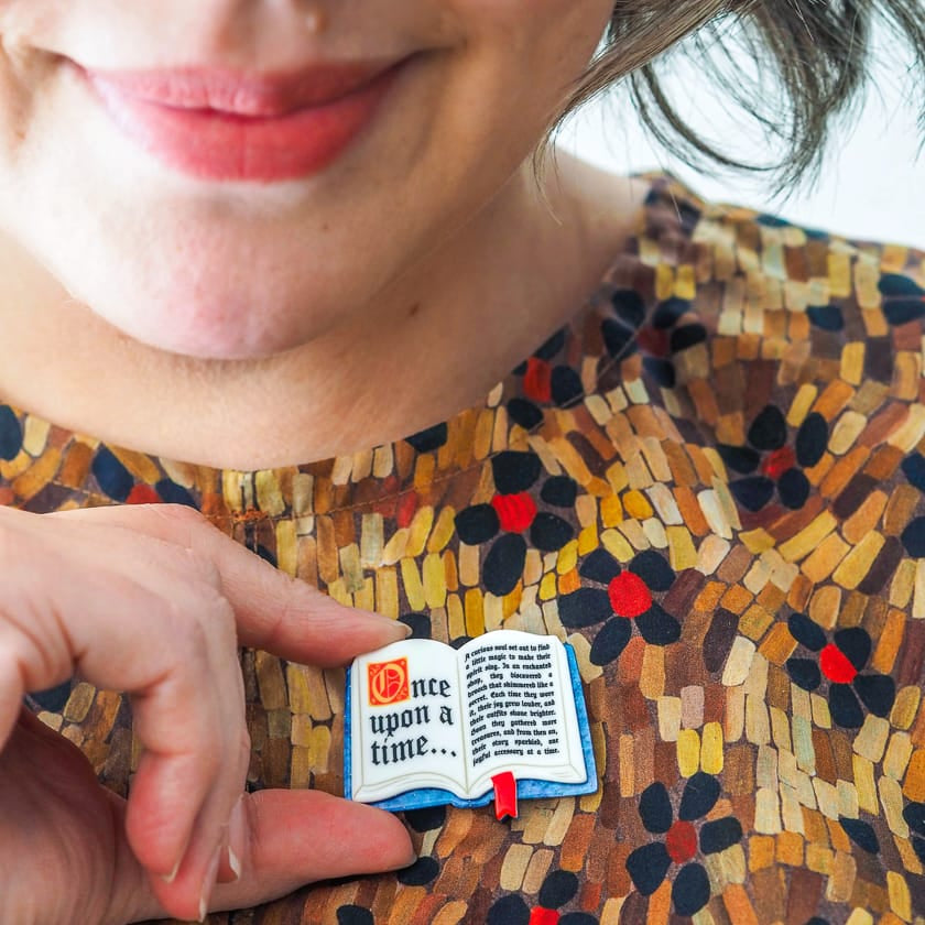 Open Book Simplified Mini Brooch
