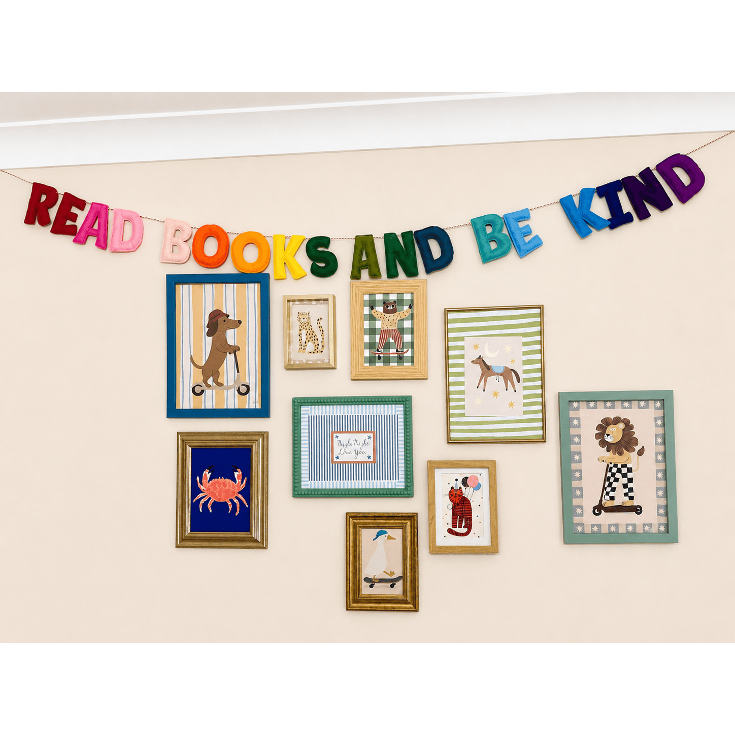 Decorative Rainbow Felt Garland - READ BOOKS AND BE KIND BookGeek