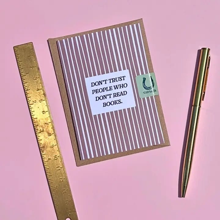 Don't Trust People Who Don't Read Books Mini Card BookGeek