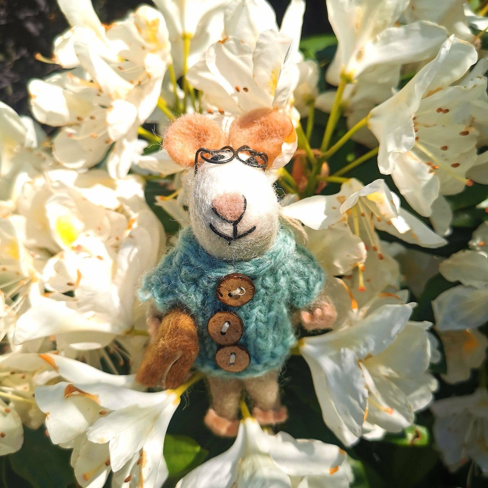 Handmade Felt Susie Mouse Biodegradable Hanging Decoration BookGeek