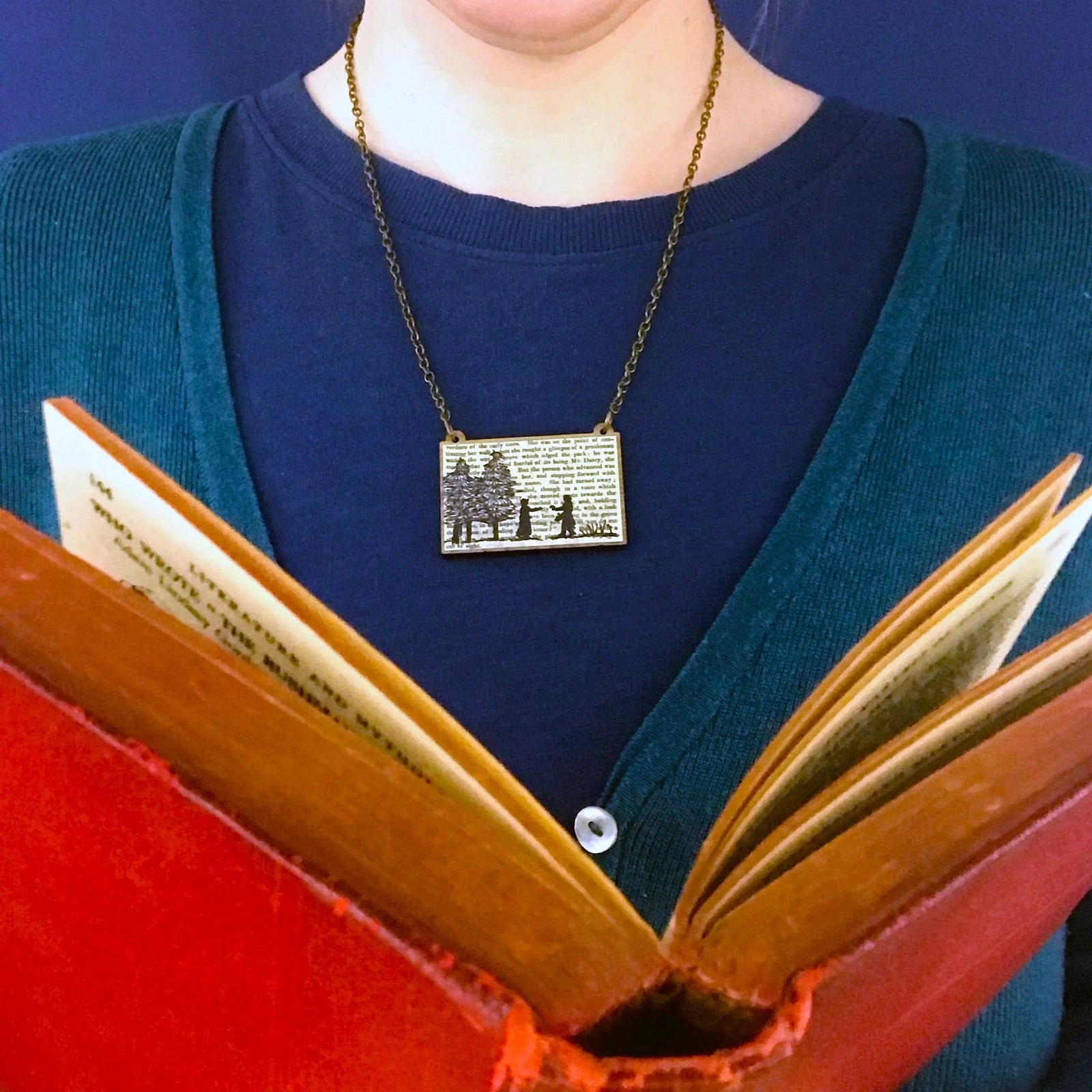 Pride and Prejudice Silhouette Necklace BookGeek