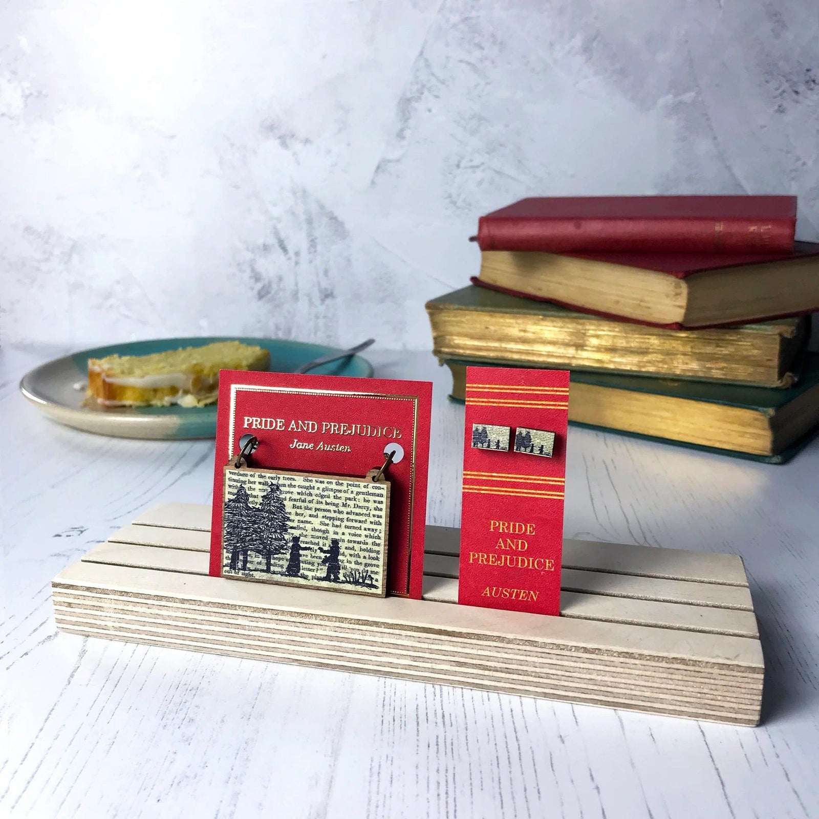 Pride and Prejudice Silhouette Necklace BookGeek