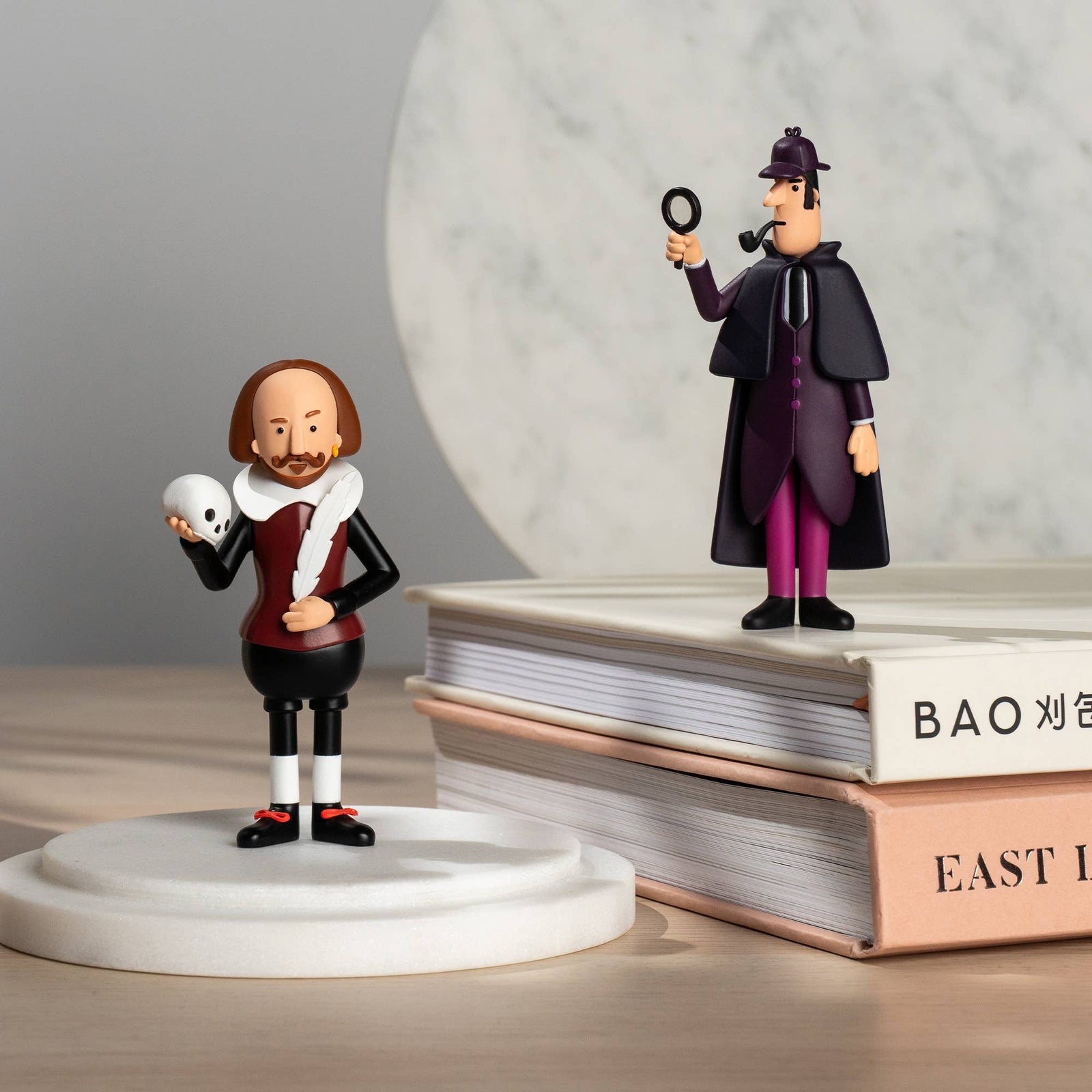 Sherlock Holmes Literary Figurine BookGeek