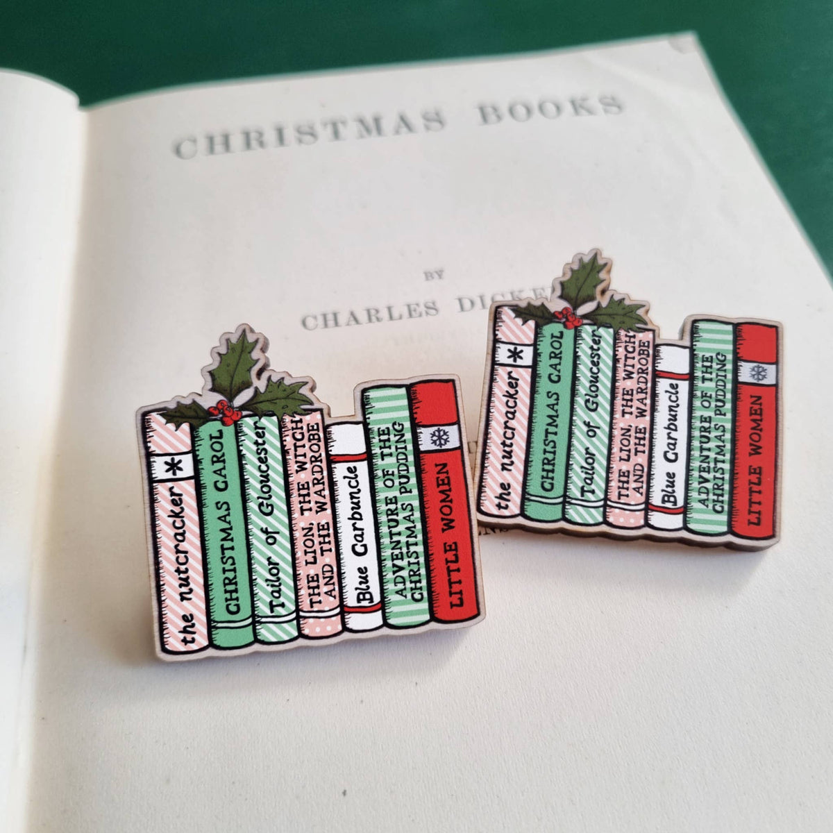 Christmas Bookshelf Wooden Pin BookGeek