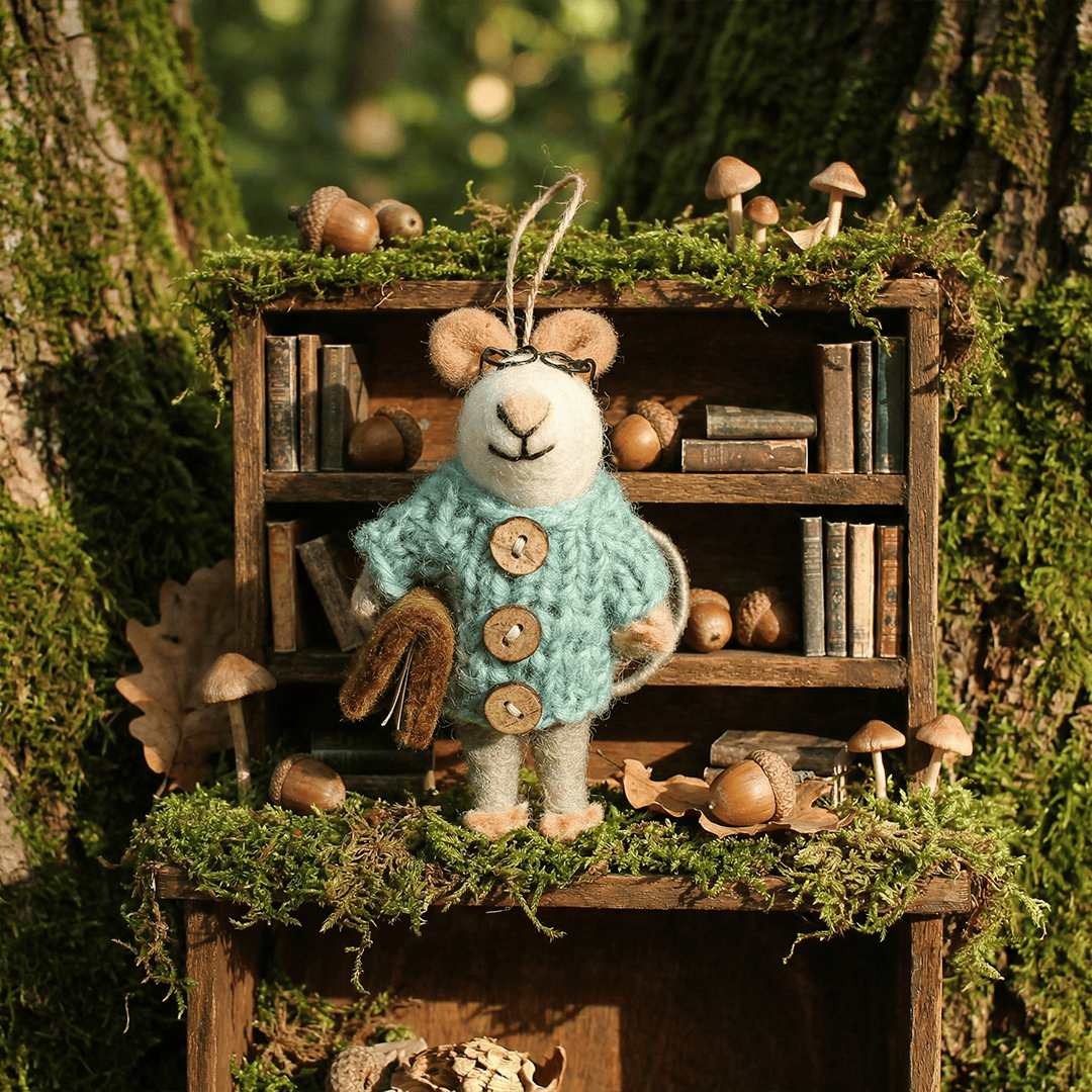 Handmade Felt Susie Mouse Biodegradable Hanging Decoration BookGeek