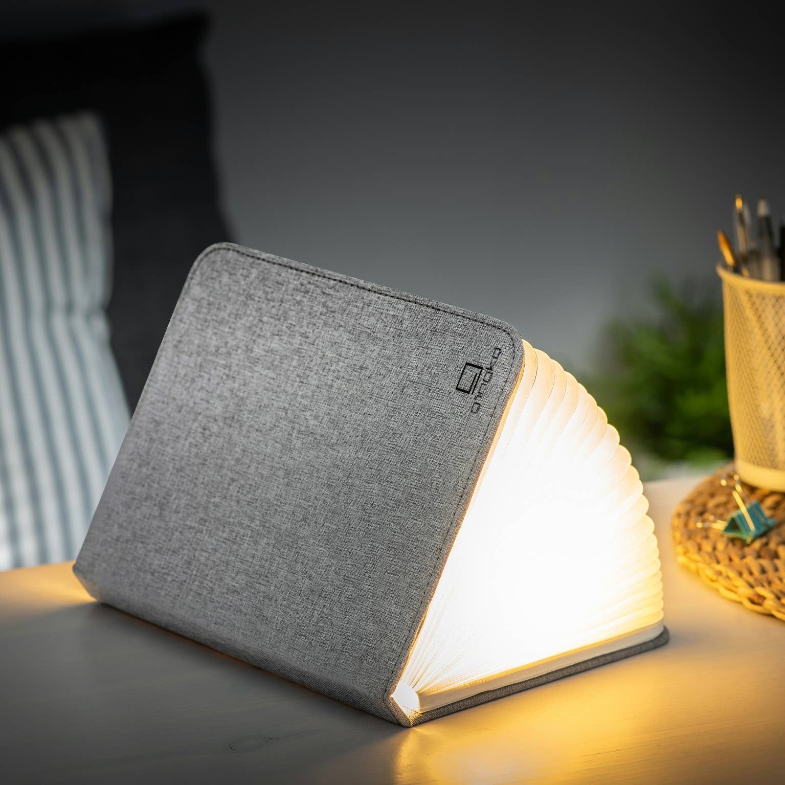 Linen Fabric Smart Book Light BookGeek