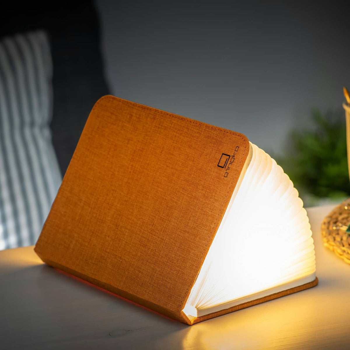Linen Fabric Smart Book Light BookGeek