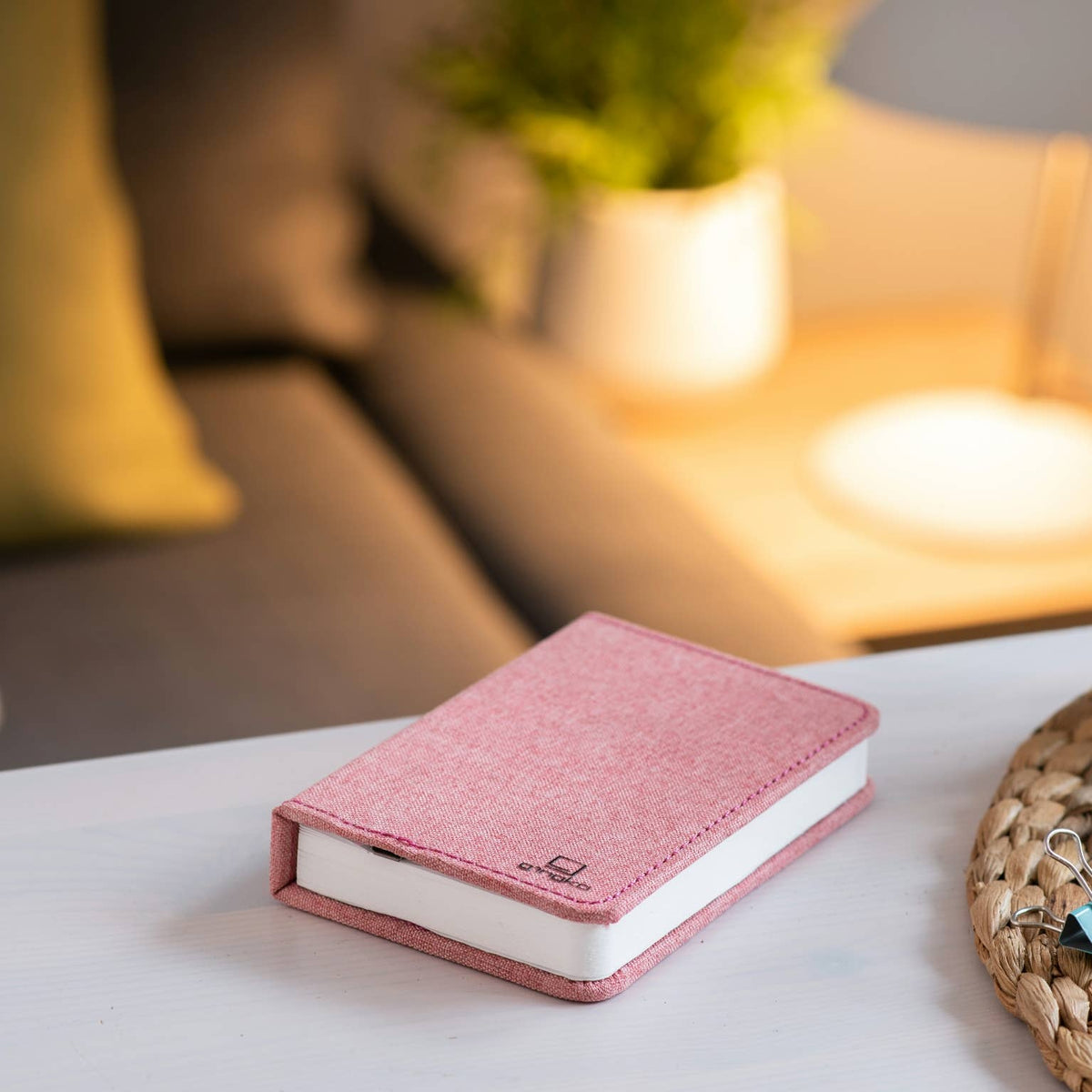 mini / blush pink Linen Fabric Smart Book Light BookGeek