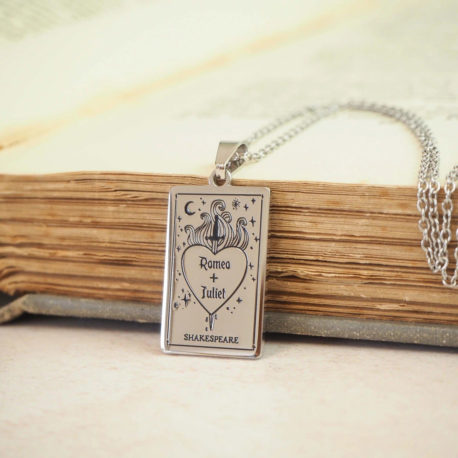 Romeo and Juliet Book Necklace BookGeek