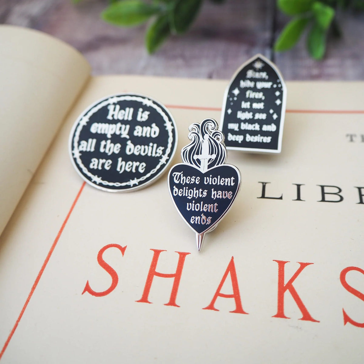 Romeo & Juliet Enamel Pin BookGeek