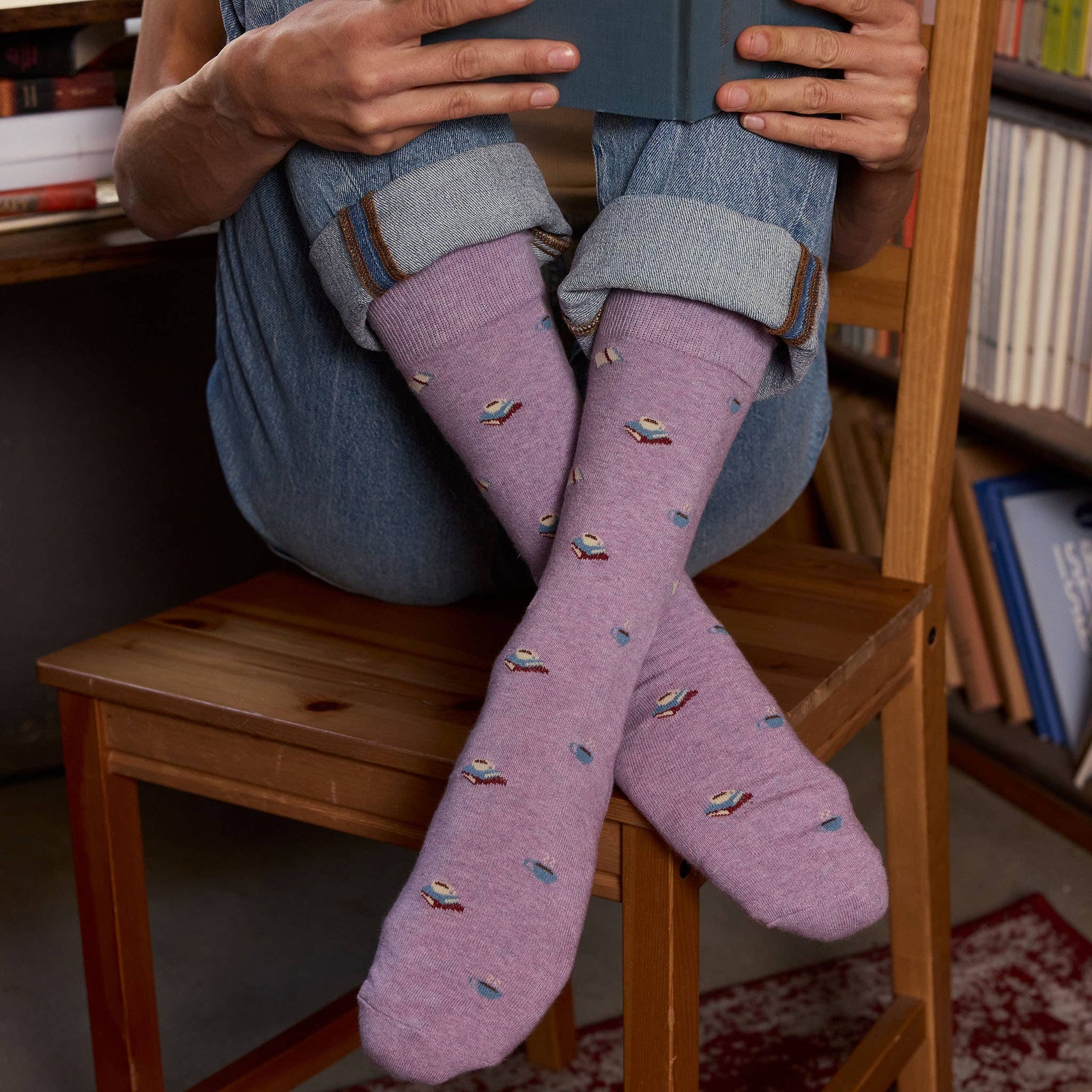Socks that Give Books | Books and Mugs - Gifts for Readers BookGeek