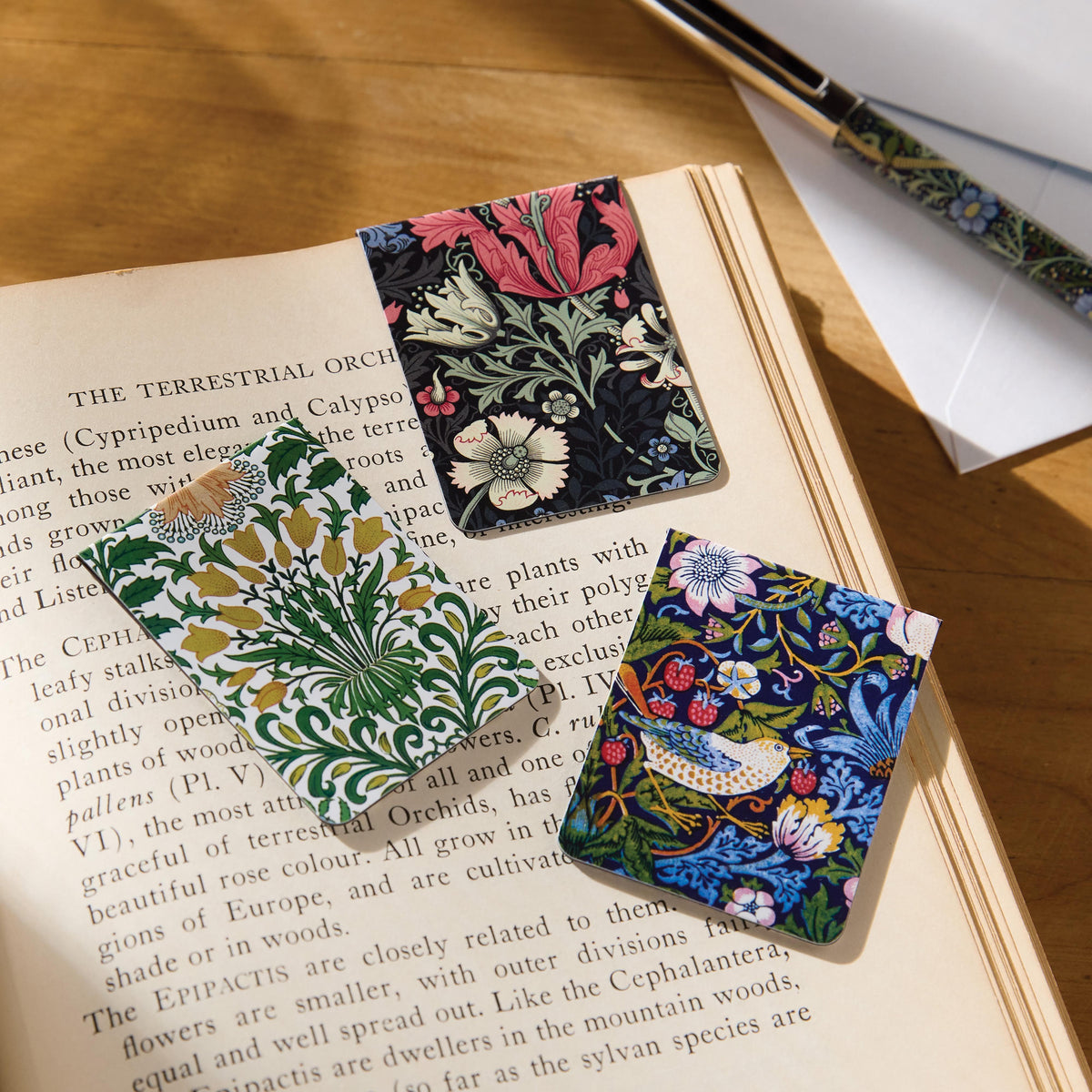 William Morris Magnetic Bookmarks BookGeek