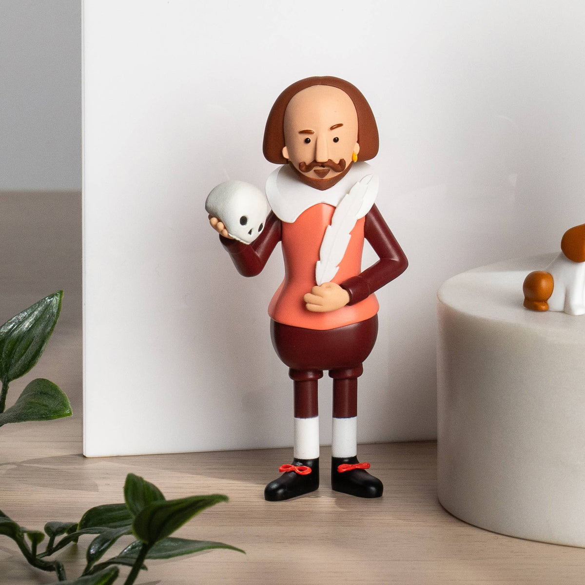 William Shakespeare Literary Figurine – Book Lover Gift BookGeek