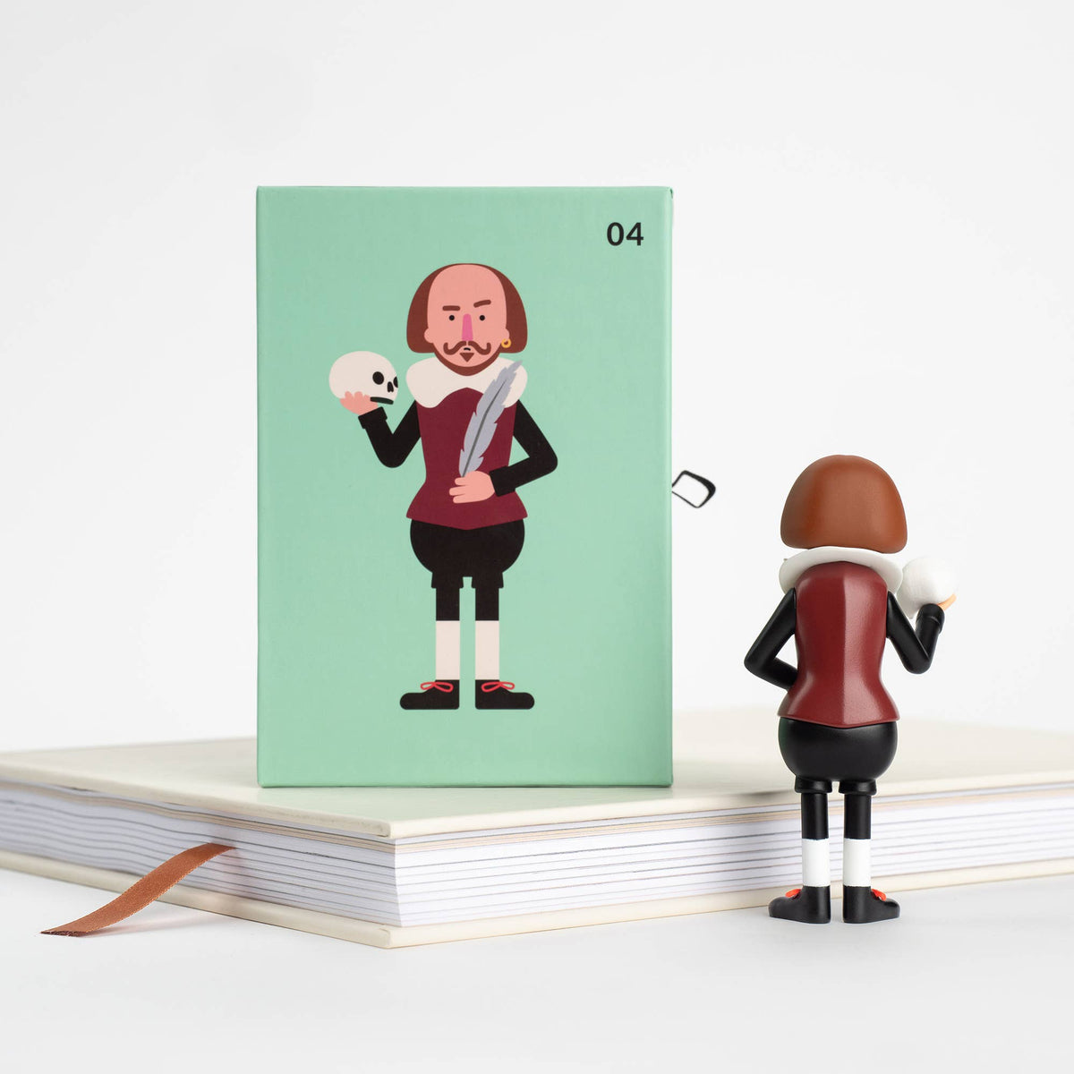 William Shakespeare Literary Figurine – Book Lover Gift BookGeek