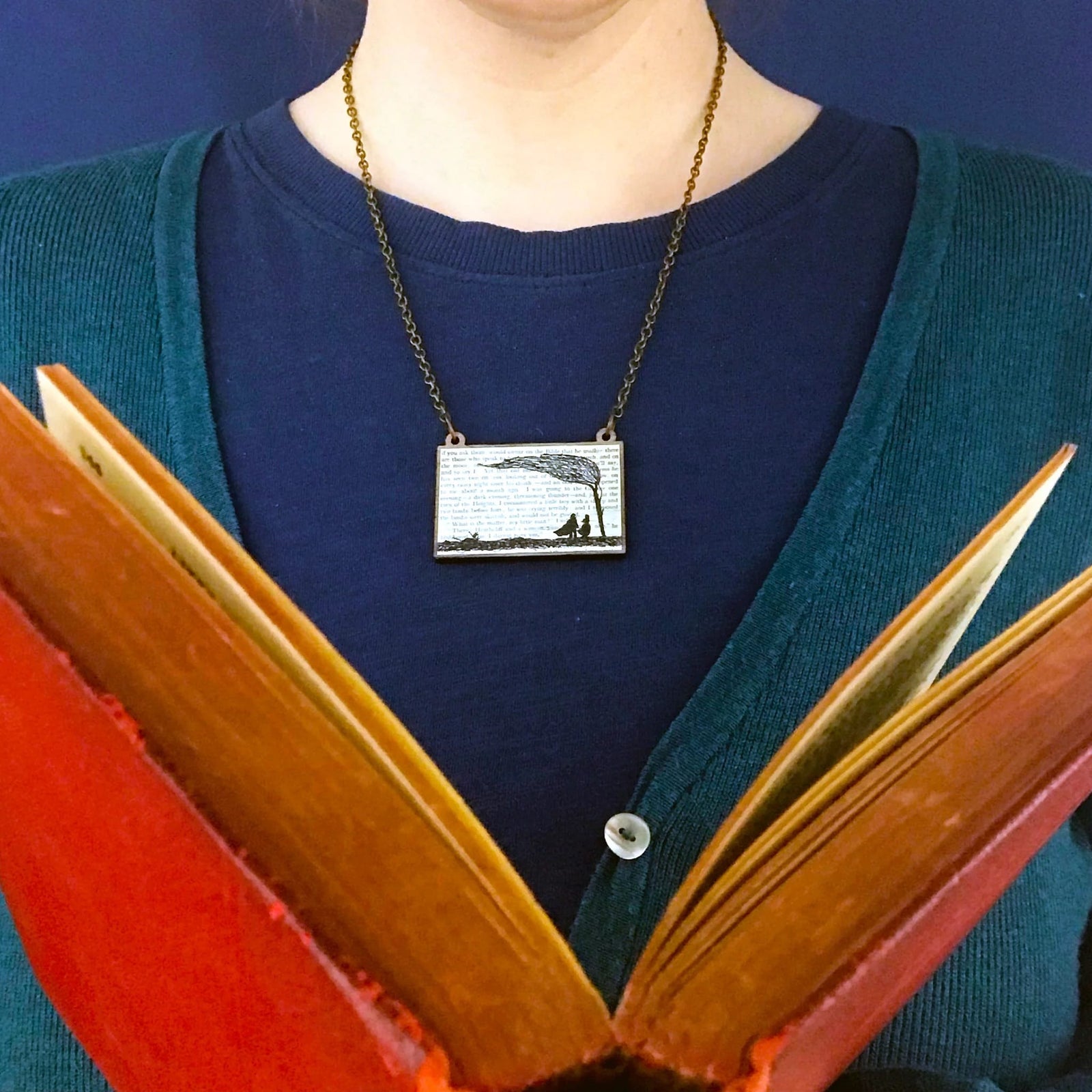 Wuthering Heights Silhouette Necklace BookGeek